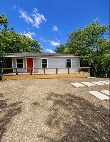 Home for sale at 391 Dorie St in San Antonio, TX — photo 1