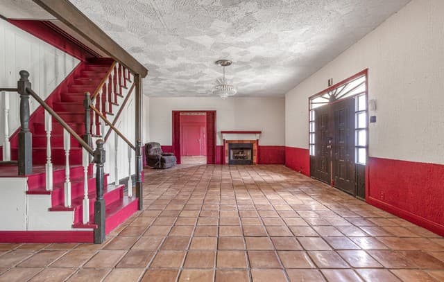 Home for sale at 9602 County Road 5723 in Castroville, TX — photo 5