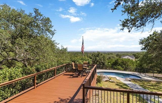 Home for sale at 318 Remington Dr in Bergheim, TX — photo 4