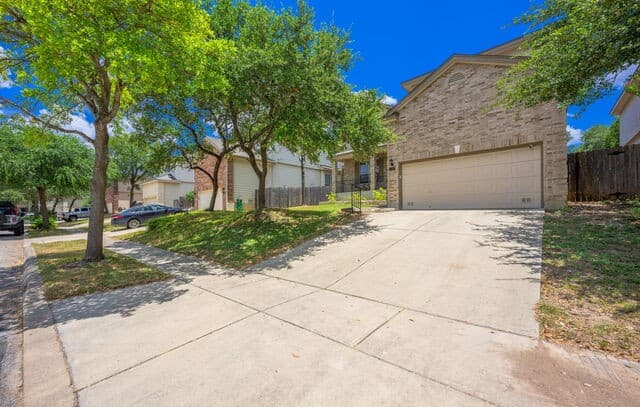 Home for sale at 17210 Darien Wing in San Antonio, TX — photo 2