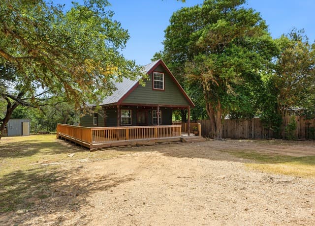 Home for sale at 301 Madrona Ln in Bandera, TX — photo 3