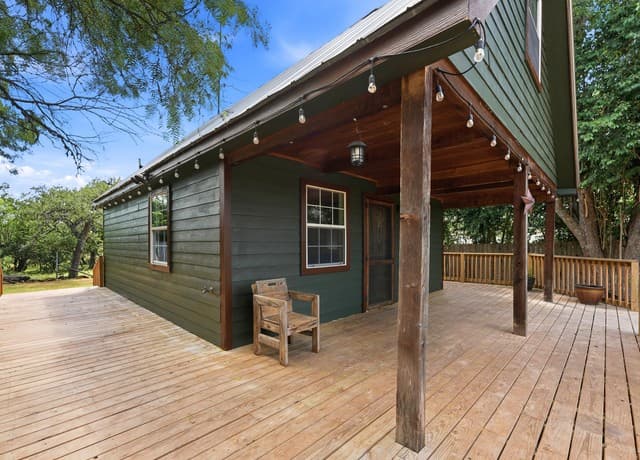 Home for sale at 301 Madrona Ln in Bandera, TX — photo 5