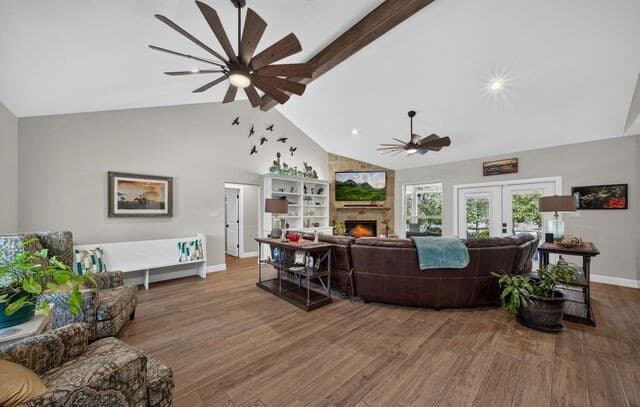 Home for sale at 170 Montesito Ln in Floresville, TX — photo 3