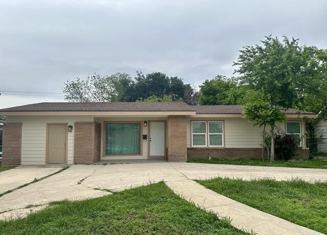 Home for sale at 123 Nash Blvd in San Antonio, TX — photo 1