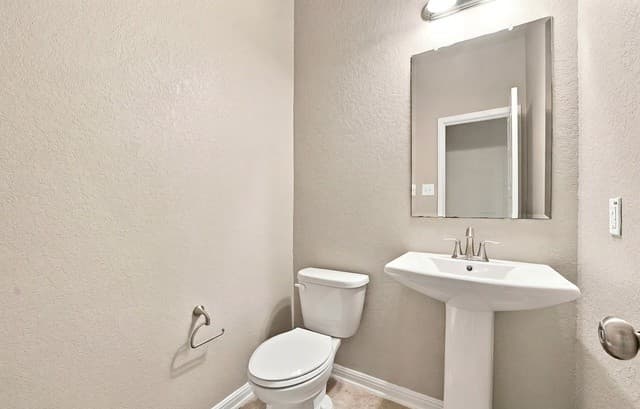 Home for sale at 241 Cansiglio in Cibolo, TX — photo 5