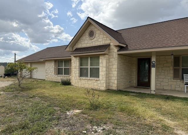 Home for sale at 421 Armadillo Trail Dr E in Comfort, TX — photo 1
