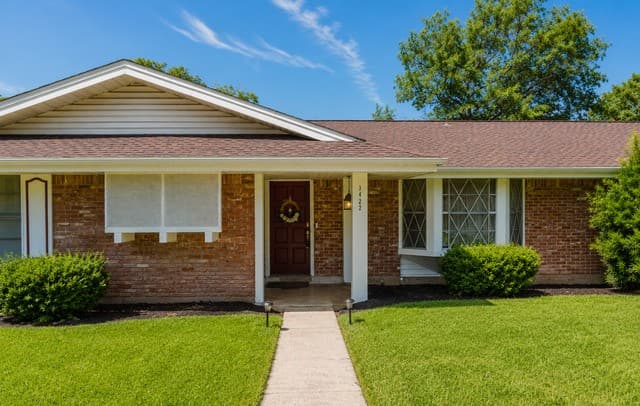 Home for sale at 3422 William Penn Drive in San Antonio, TX — photo 2