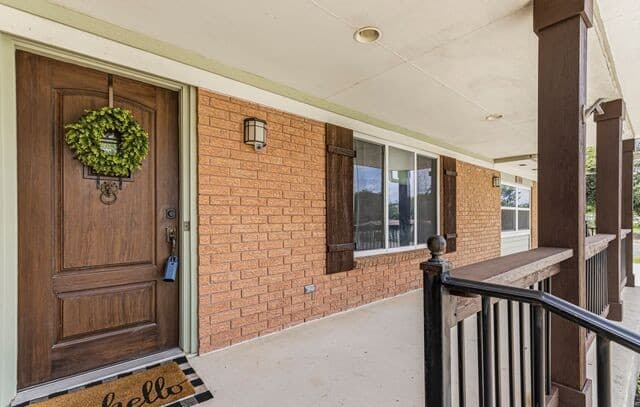 Home for sale at 3918 Oak Trl in San Antonio, TX — photo 2