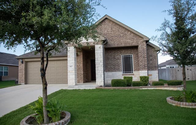 Home for sale at 517 Candor Stone in Cibolo, TX — photo 2