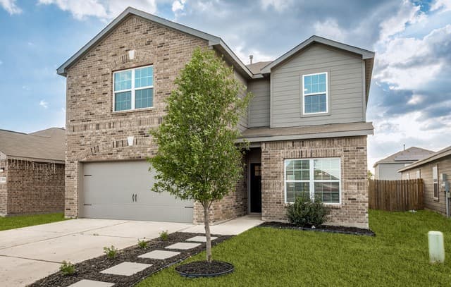 Home for sale at 15115 Escalante Pass in Von Ormy, TX — photo 4