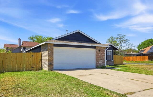 Home for sale at 5223 Lakebend East DR in San Antonio, TX — photo 2