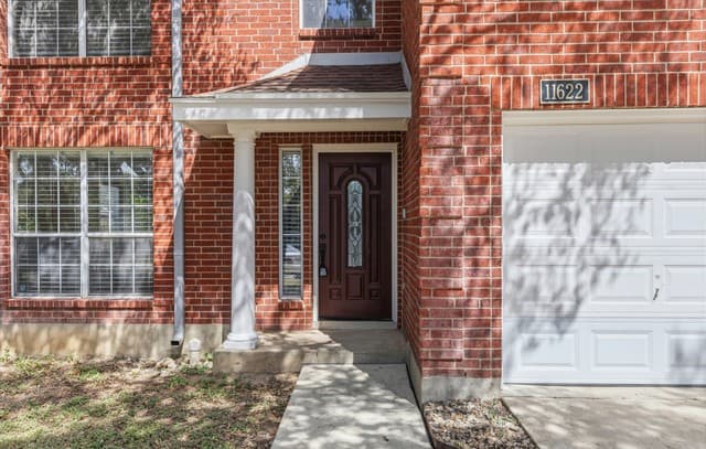 Home for sale at 11622 Claunch in Helotes, TX — photo 5