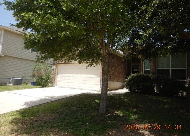 Home for sale at 4710 Acacia Hl in San Antonio, TX — photo 2