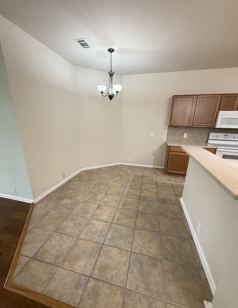 Home for sale at 10319 Grand Club Dr in San Antonio, TX — photo 4