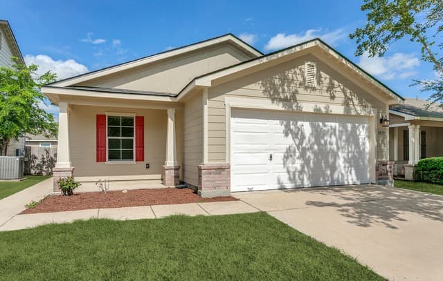 Home for sale at 8819 Mission Brk in San Antonio, TX — photo 3