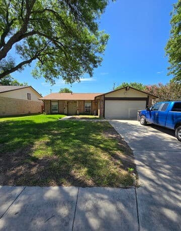 Home for sale at 4626 Wetz Dr in San Antonio, TX — photo 2
