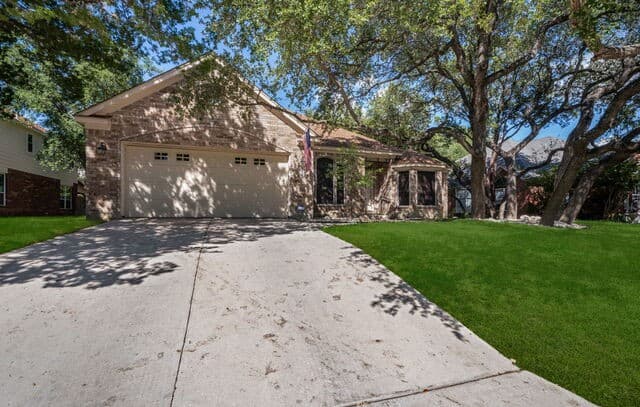 Home for sale at 3921 Arroyo Seco in Schertz, TX — photo 2