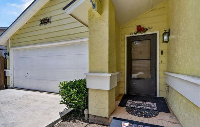 Home for sale at 13206 Larkbrook St in San Antonio, TX — photo 3