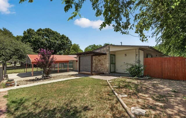 Home for sale at 158 Lelani St in San Antonio, TX — photo 3