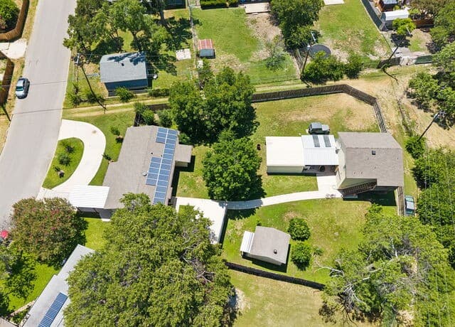 Home for sale at 5919 Wales St in San Antonio, TX — photo 2