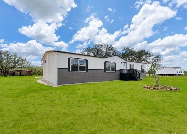 Home for sale at 2955 Fm 1333 in Poteet, TX — photo 1