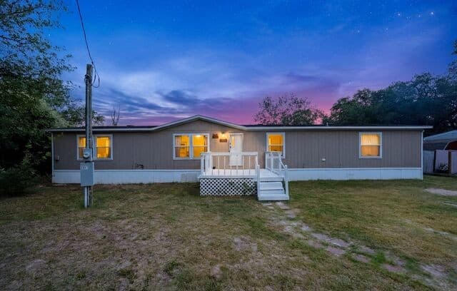 Home for sale at 3907 Anaqua Dr in Elmendorf, TX — photo 1