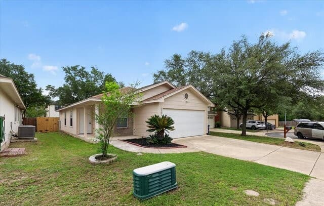Home for sale at 6806 Cougar Cv in San Antonio, TX — photo 2