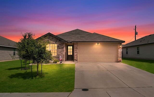 Home for sale at 808 Red River in Cibolo, TX — photo 4