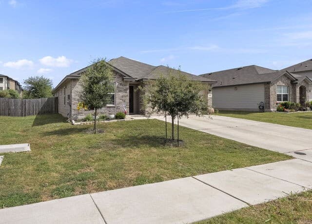 Home for sale at 808 Red River in Cibolo, TX — photo 5