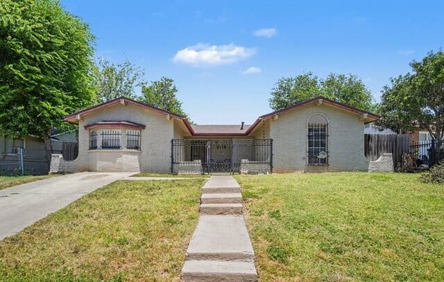 Home for sale at 5119 Oldstead St in San Antonio, TX — photo 1