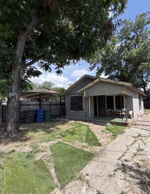 Home for sale at 2429 Potosi in San Antonio, TX — photo 2
