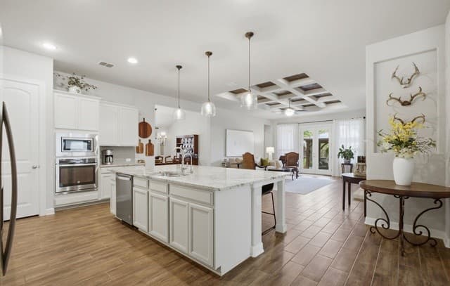 Home for sale at 432 Whistlers Way in Spring Branch, TX — photo 4