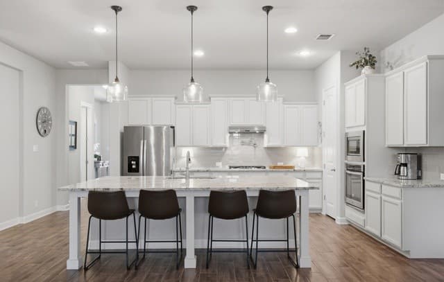 Home for sale at 432 Whistlers Way in Spring Branch, TX — photo 5