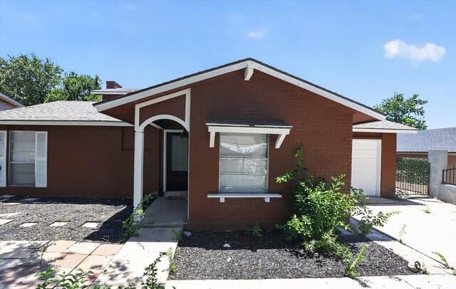 Home for sale at 5318 Costa Mesa St in San Antonio, TX — photo 4