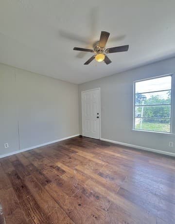 Home for sale at 1923 Valencia in San Antonio, TX — photo 3