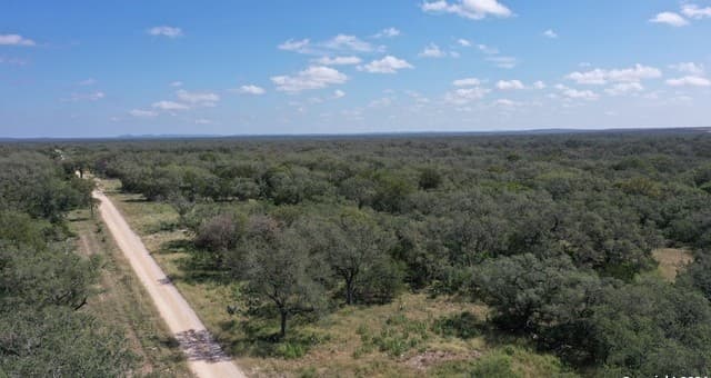 home for sale at 424 Pr 324 in Dhanis TX