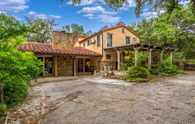 5-bedroom home for sale at 24159 Boerne Stage Rd in San Antonio TX