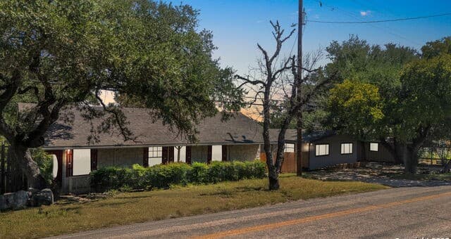 1-bedroom rental at 3161 Tanglewood Trail in Spring Branch TX