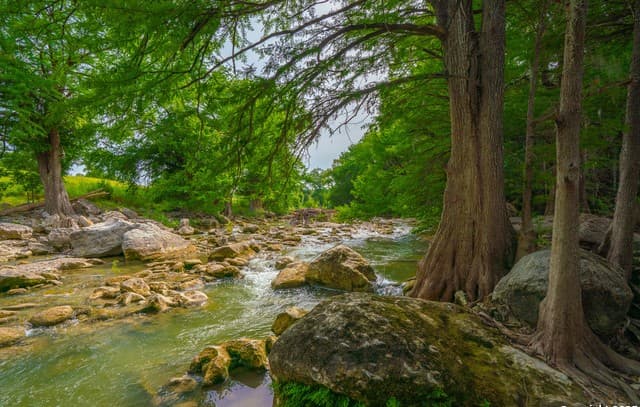 4-bedroom home for sale at 103 Misty Waters in Boerne TX
