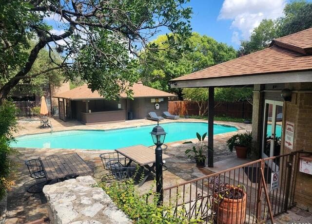 2-bedroom home for sale at 8611 Datapoint Dr Unit 44 in San Antonio TX