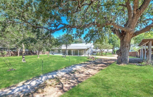 home for sale at 3557 Fm 1346 in La Vernia TX