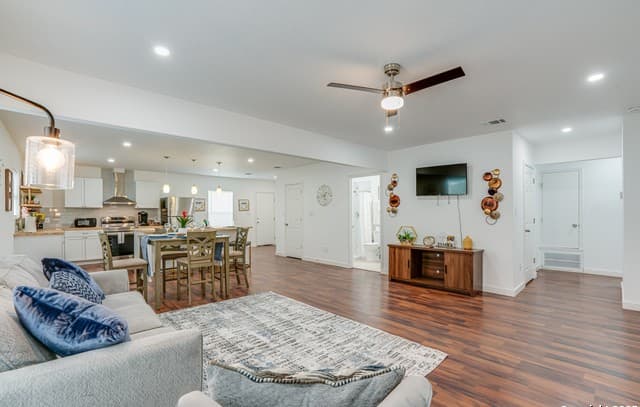 3-bedroom rental at 1039 Mckinley Ave in San Antonio TX