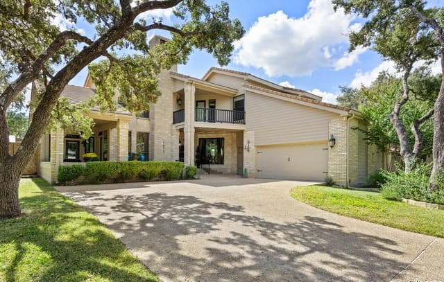 3-bedroom home for sale at 7822 Timber Top in Fair Oaks Ranch TX