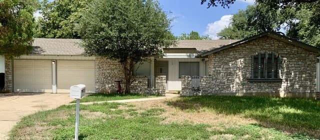 3-bedroom rental at 5711 Gillis in San Antonio TX