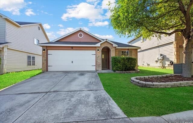 3-bedroom rental at 305 Spruce in San Antonio TX