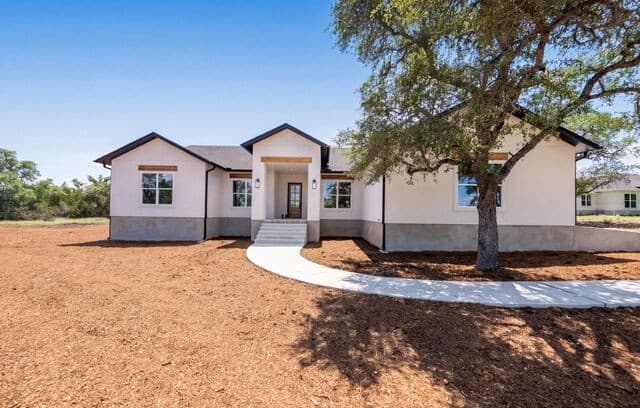 4-bedroom home for sale at 286 Serenity Pass in Spring Branch TX