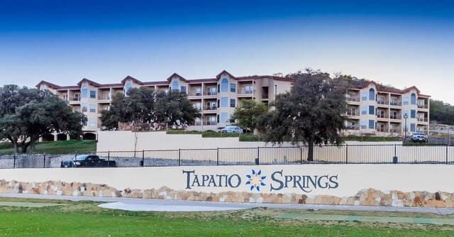 2-bedroom home for sale at 20 Tapatio Dr E Unit 305 in Boerne TX