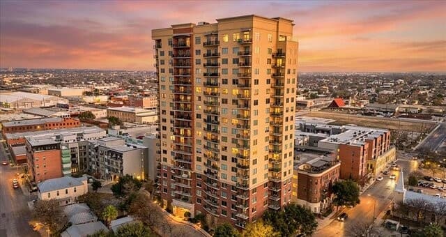 2-bedroom home for sale at 215 N Center St Unit 1503 in San Antonio TX