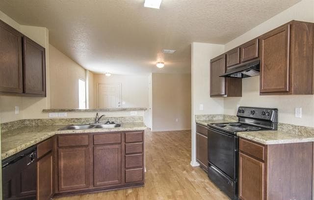 4-bedroom rental at 10614 Hunters Pond in San Antonio TX