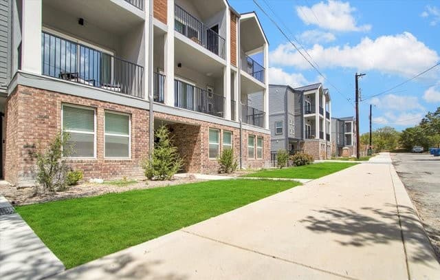 3-bedroom rental at 302 Tendick Unit 1103 in San Antonio TX